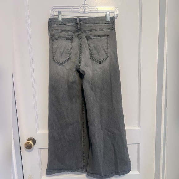 MOTHER DENIM
ROLLER ANKLE FRAY WIDE LEG JEAN - SUPERMOON
Size 26 $238 - Picture 5 of 5